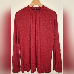 George Festive Puĺlover Red Top With Gold Flecks. 2XL Rayon.